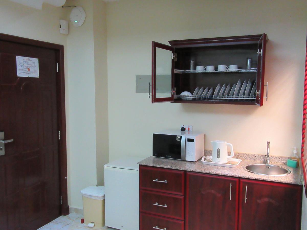 Al Ferdous Hotel Apartments Muskat Bagian luar foto