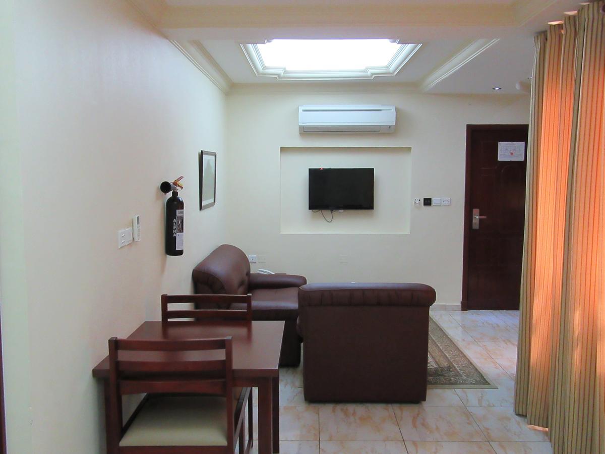 Al Ferdous Hotel Apartments Muskat Bagian luar foto